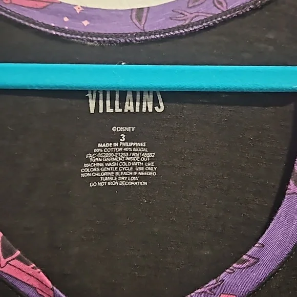 Torrid Disney villains tunic shirt size 3x - Picture 4 of 6